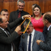 Reitor Leonardo Beroldt recebe a Medalha do Mérito Farroupilha 