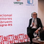 Rachel destacou o papel das universidades, escolas e comunidades na constru&ccedil;&atilde;o da resili&ecirc;ncia clim&aacute;tica.